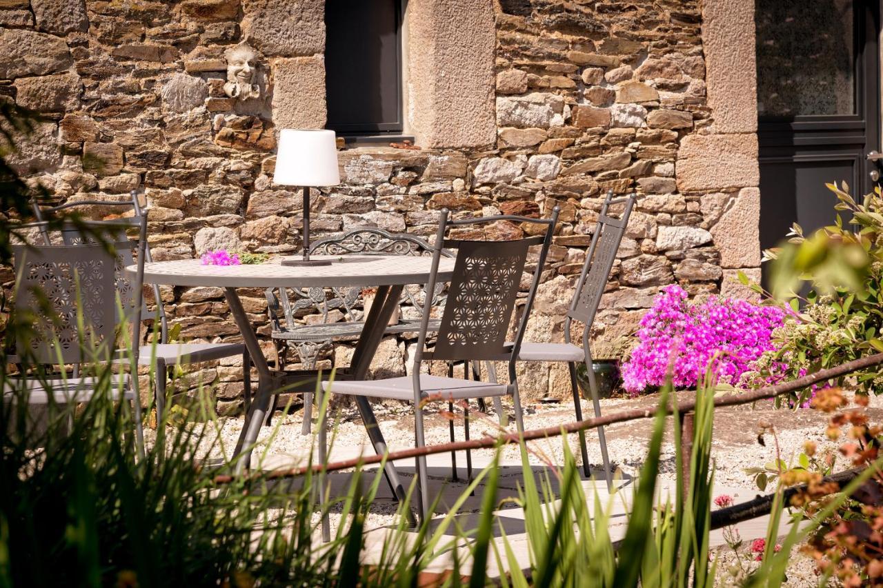 Bed and Breakfast Au Fil De L'Eau Le Vast Экстерьер фото